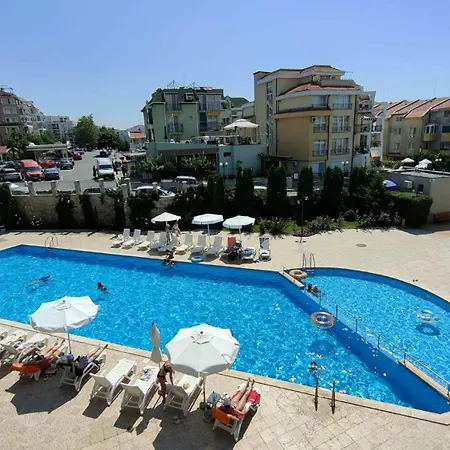 شقة Sun Wave Sea And Pool View