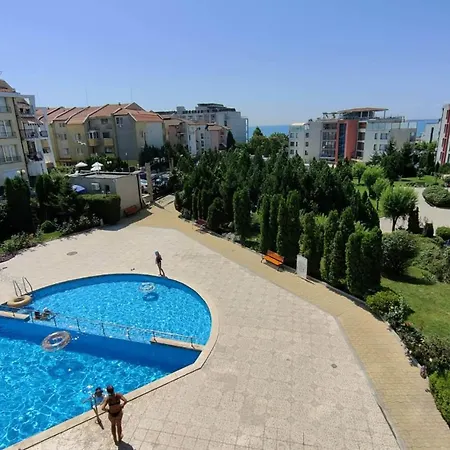 شقة Sun Wave Sea And Pool View *